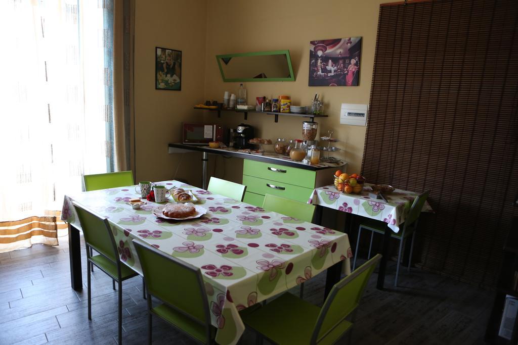 Le 3 B Bed & Breakfast Catania Exterior photo